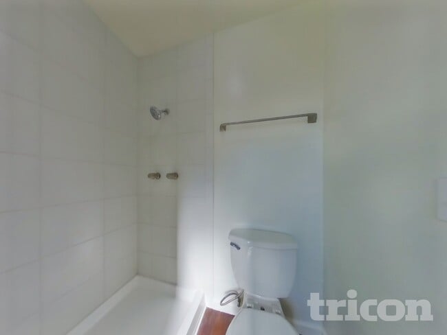 Building Photo - 5294 Acacia Way