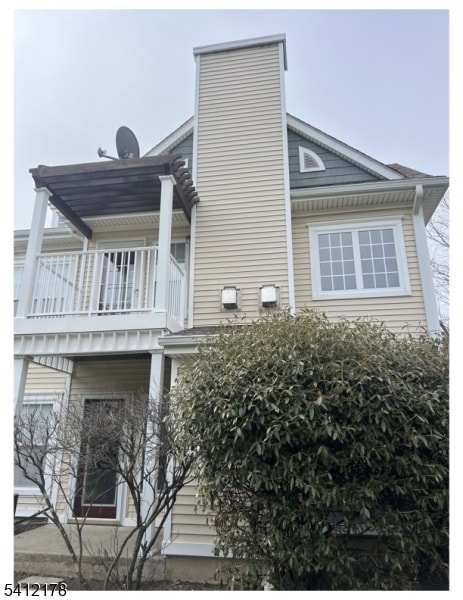 Building Photo - 263 Old Farm Dr