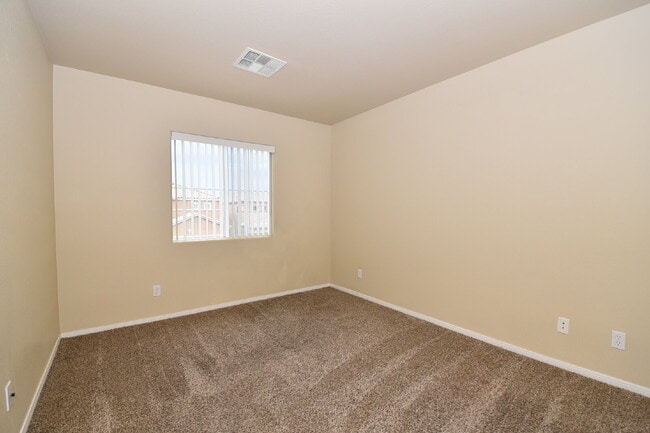 Building Photo - Beautiful Southwest 2-Story Home with Spacious Layout & Covered Patio