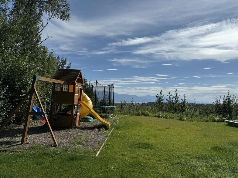 Building Photo - 4984 W Pinnacle Ridge Cir