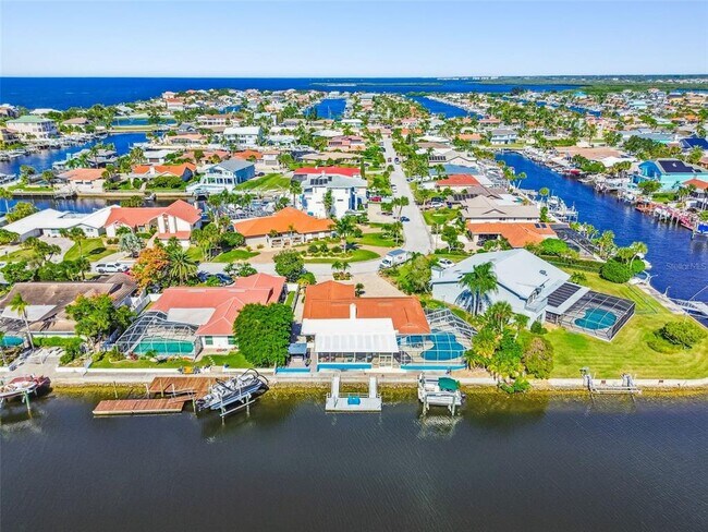 Building Photo - 5050 Porpoise Pl