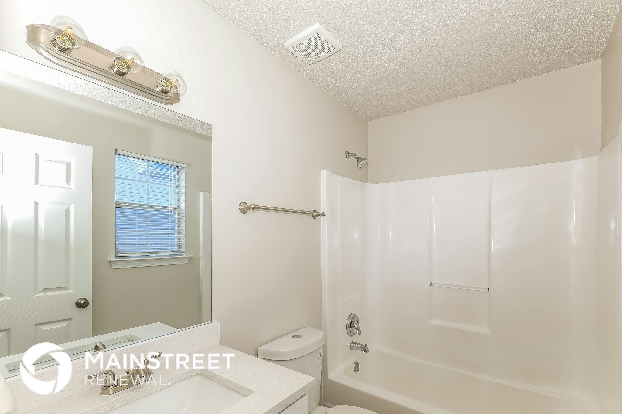 Building Photo - 459 Eagles Crossing Cir