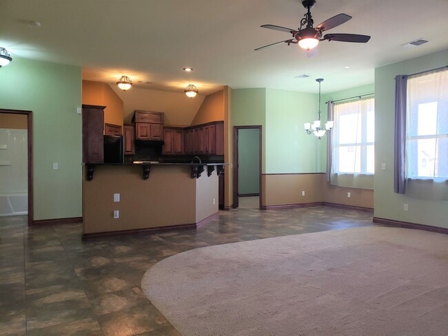 Building Photo - 329 Madison Pl Dr