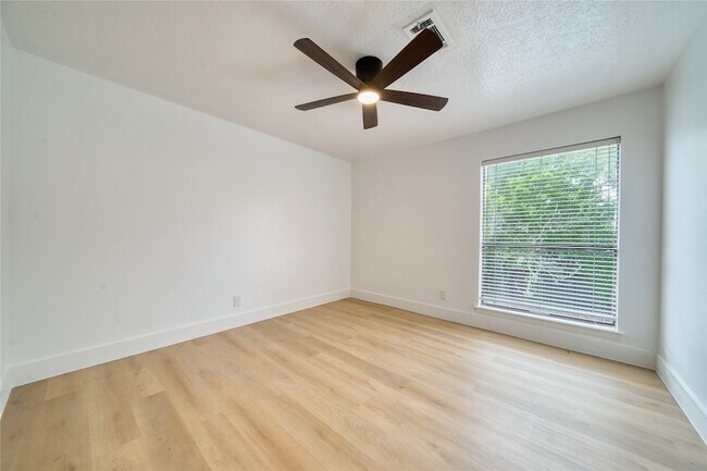 Building Photo - 7906 Duffield Ln