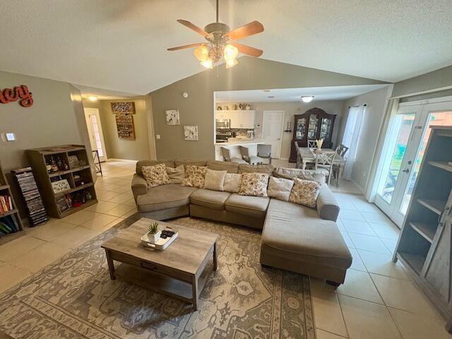 Building Photo - 1308 Jeffrine Dr