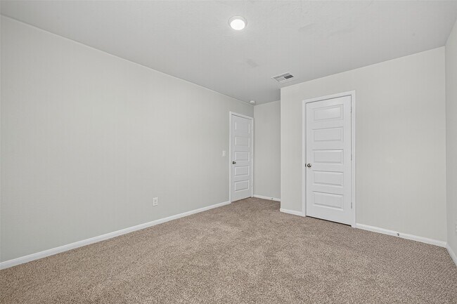 Building Photo - 8304 Bristlecone Pne Wy