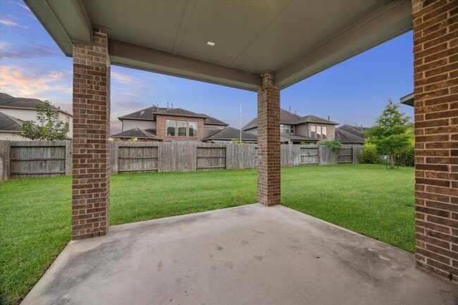 Building Photo - 17322 Legend Creek Ct