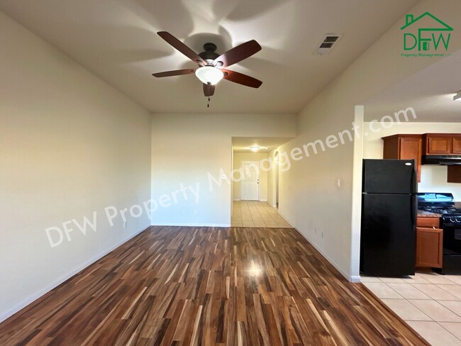 Building Photo - 10009 Iron Ridge Dr