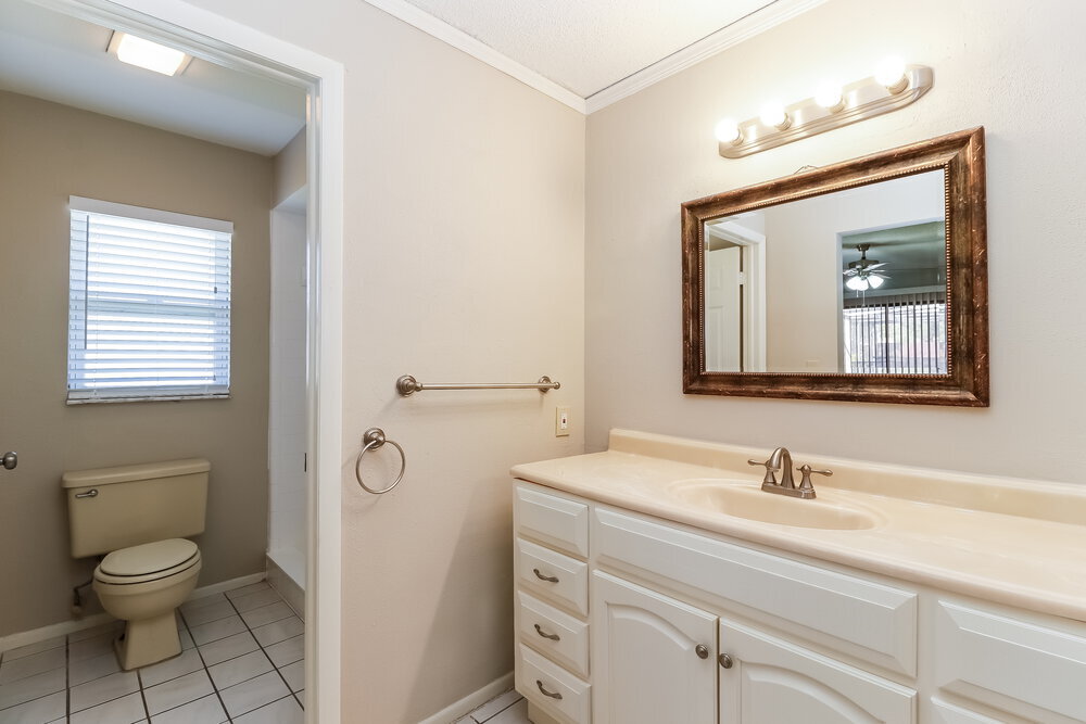 Building Photo - 3610 Fairway Forest Dr
