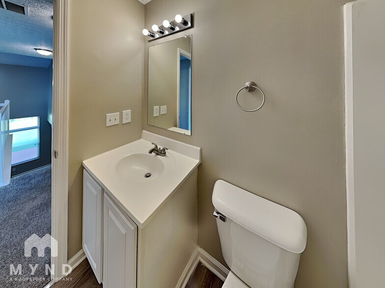 Building Photo - 2069 Prominence Dr