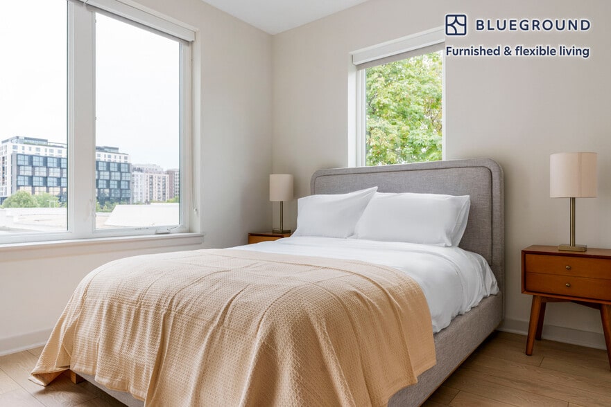 Building Photo - 60 I St SW