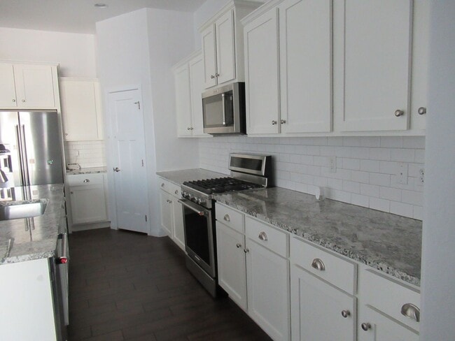 Building Photo - MULBERRY