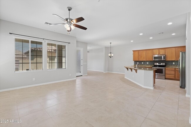 Building Photo - 4280 N Verrado Way