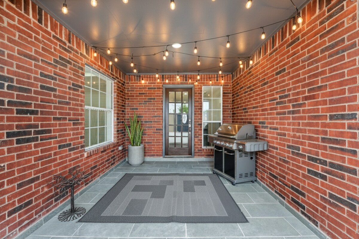 Building Photo - 309 N 36th Ln