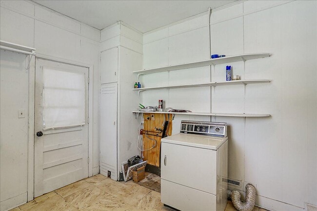 Building Photo - 5814 Canton Park Dr