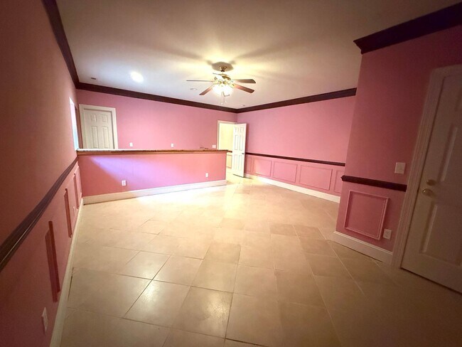 Building Photo - Beautiful Single-Family Home with Finished Basement & Fenced Backyard