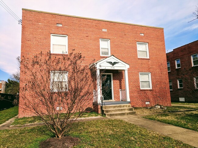 Building Photo - 3538 Floyd Ave