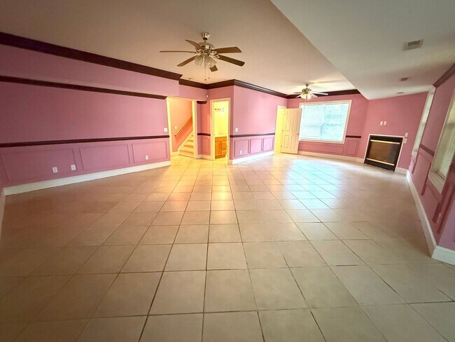 Building Photo - Beautiful Single-Family Home with Finished Basement & Fenced Backyard