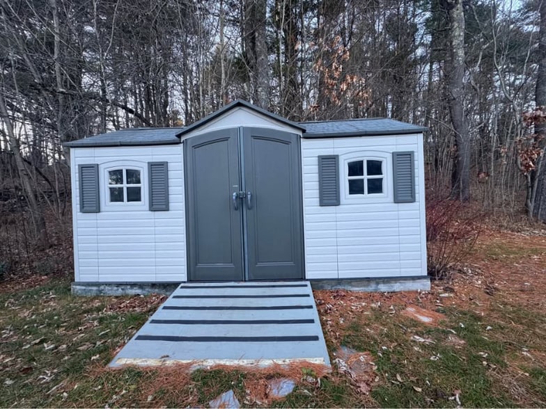 Building Photo - 129 Lawrence Rd