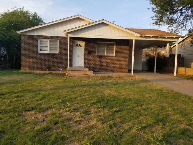 Primary Photo - 4203 Richard Ave