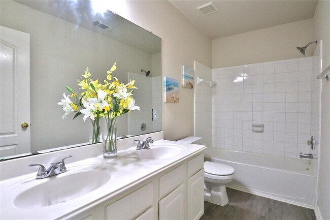 Building Photo - 8316 Diamond Way Ct