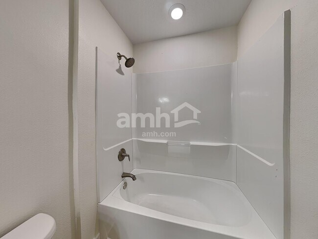 Building Photo - 4714 Reisswood Loop