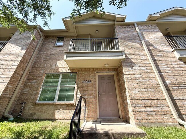 Building Photo - 10066 Emnora Ln