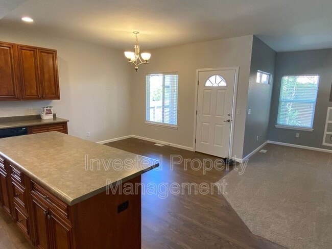 Building Photo - 2970 S Elati St