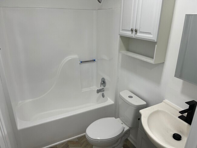 Building Photo - 7440 Fenner St