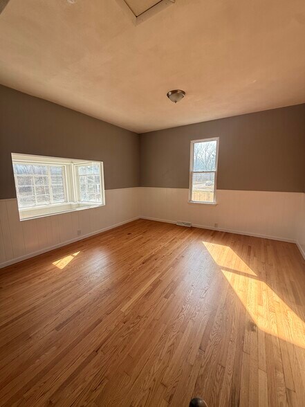 Living Room - 401 S 22nd St