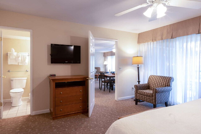 Building Photo - Scenic and Serene Long-term Rentals!