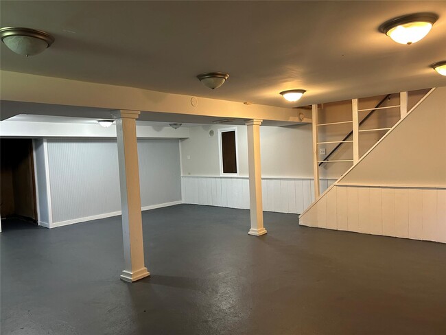 Building Photo - 2814 NY-94