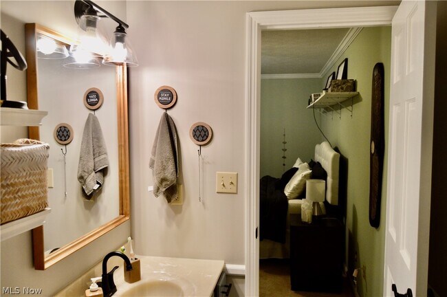 Building Photo - 1306 Fox Run Ct