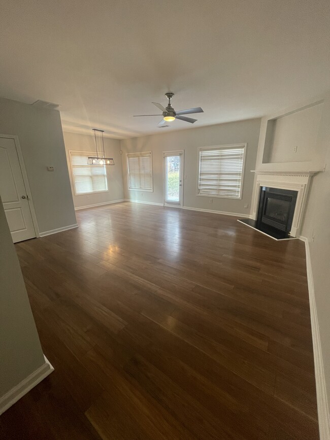 Living room - 5719 Singlebriar Ct