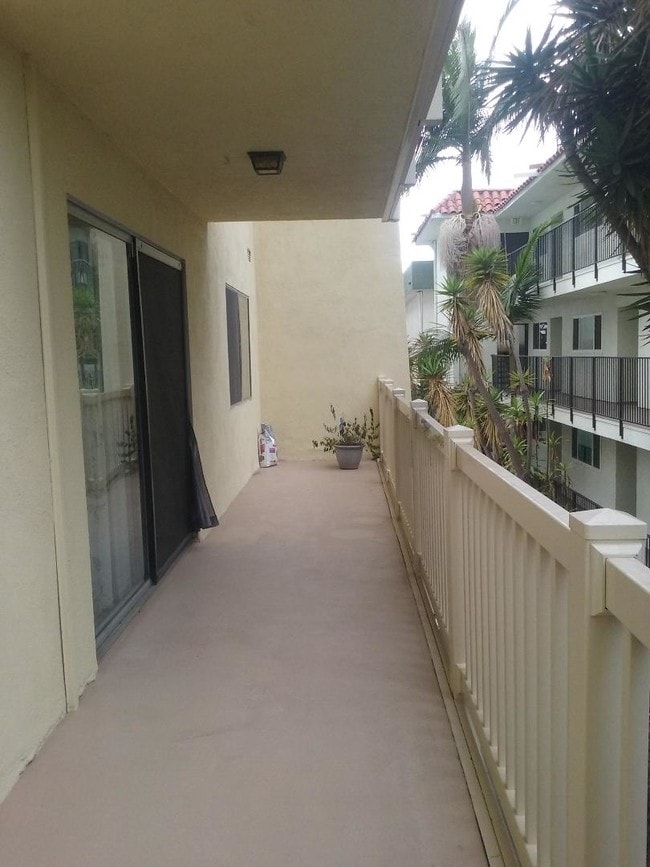 sunny deck - 1707 Pacific Coast Hwy