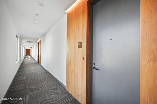 Building Photo - 601 Heck St