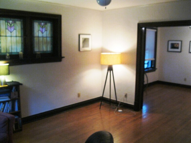 Looking from Sun room back toward Living Room. - 6633 Alamo Avenue