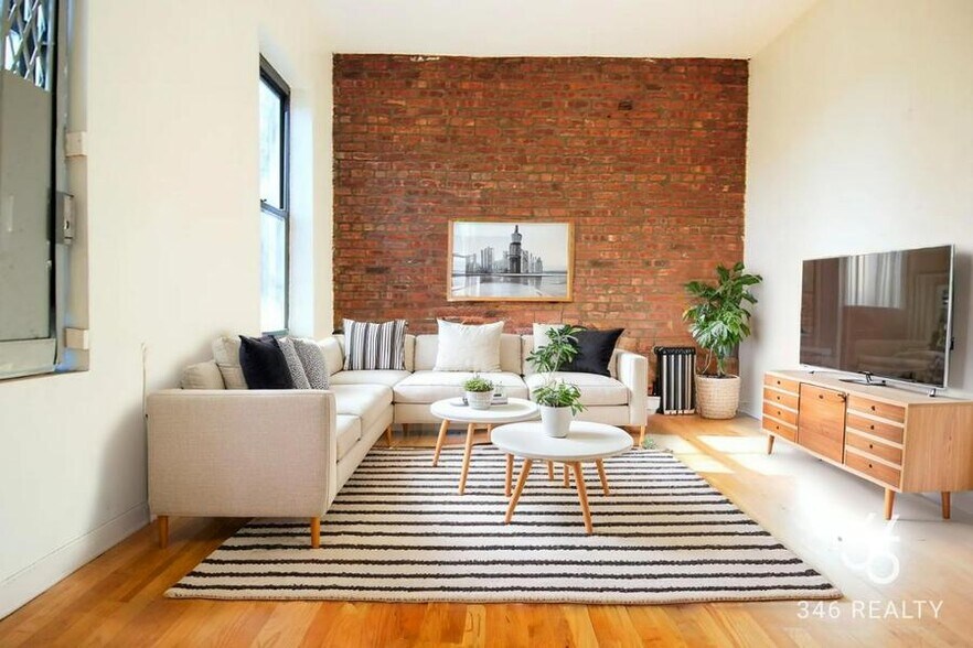 Primary Photo - West 184th Street