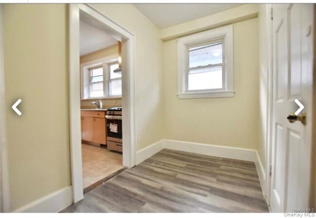 Building Photo - 96 Grandview Ave