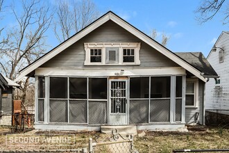 Building Photo - 5121 Agnes Ave