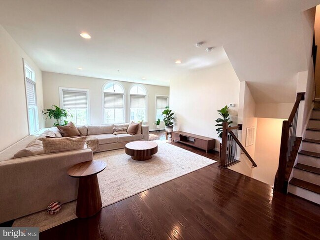 Building Photo - 20674 Duxbury Terrace