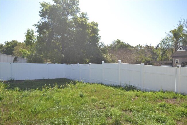 Building Photo - 6474 Taylor Ct