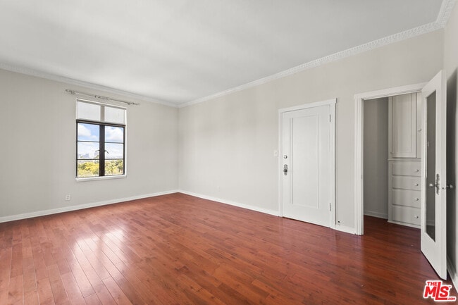 Building Photo - 1314 Hayworth Ave