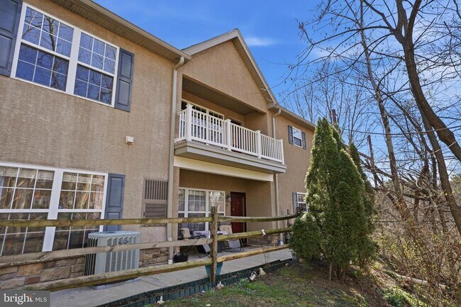 Building Photo - 13675 Philmont Ave
