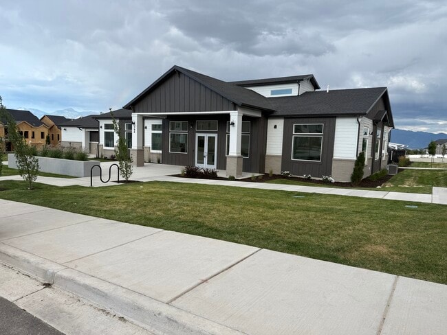 Building Photo - 1099 N Ledger Dr