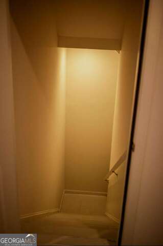 Building Photo - 129 Elijah St