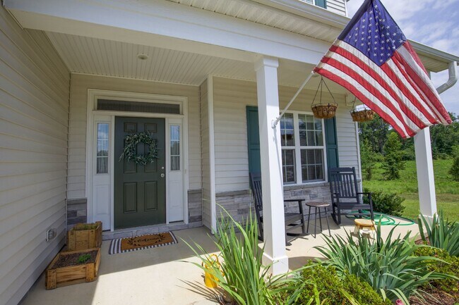 Building Photo - Gorgeous 4 bedroom home in Vass