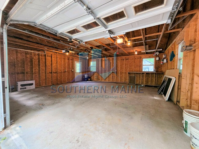 Building Photo - 73 Rte 106