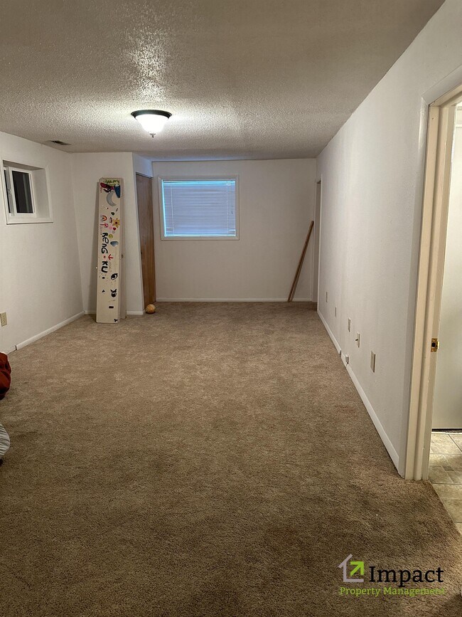 Building Photo - 2680 Black Diamond Terrace