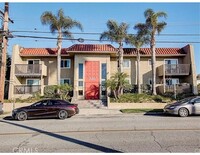 Building Photo - 720 Meyer Ln